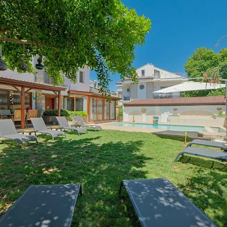 Apartament Mare